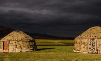 Традиционная казахская юрта